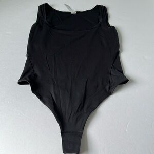 Lululemon, bodysuit